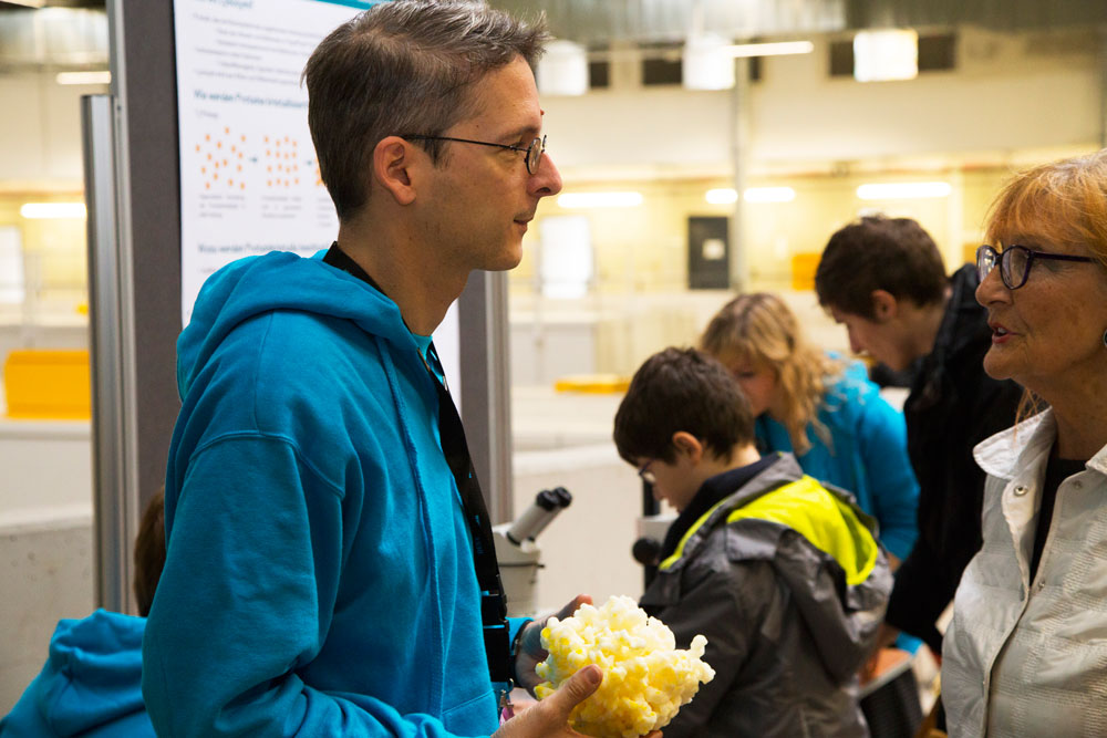 Explaining protein structures. PHOTO: EMBL/Rosemary Wilson