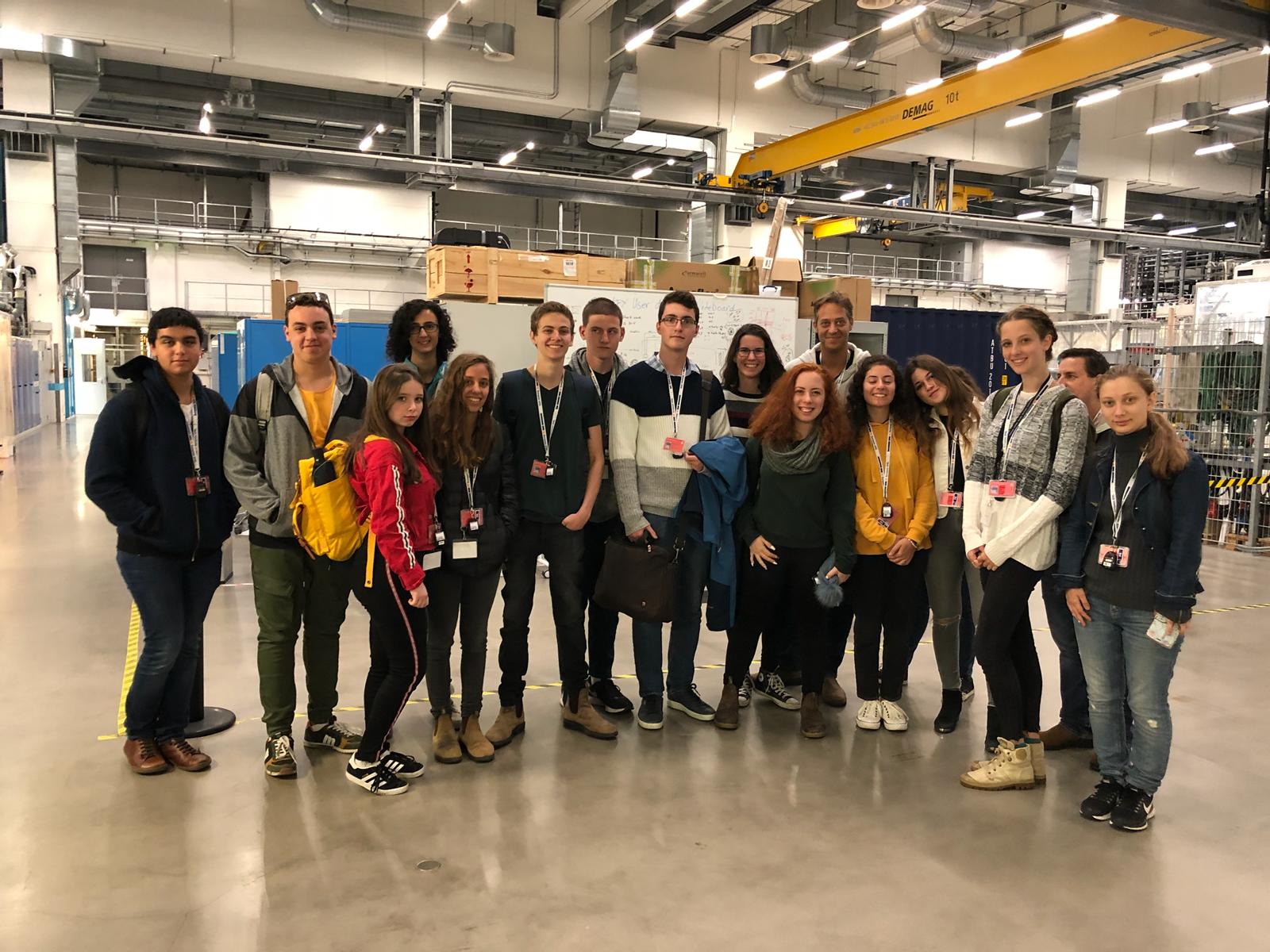 A group of students in the DESY facilities.